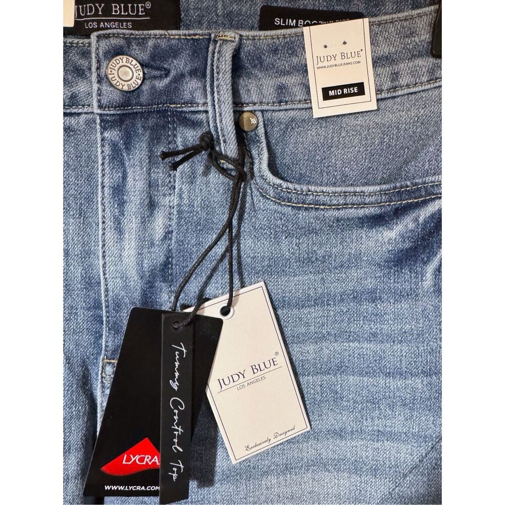 Judy Blue Mid Rise Bootcut Jeans Tummy Control Stretch Denim Raw Hem NWT - Picture 9 of 13